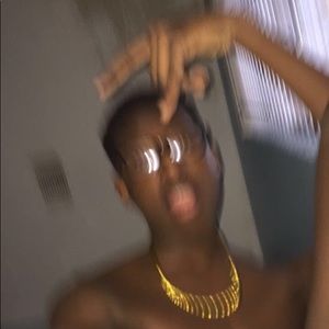 Meet your Posher, Alpha